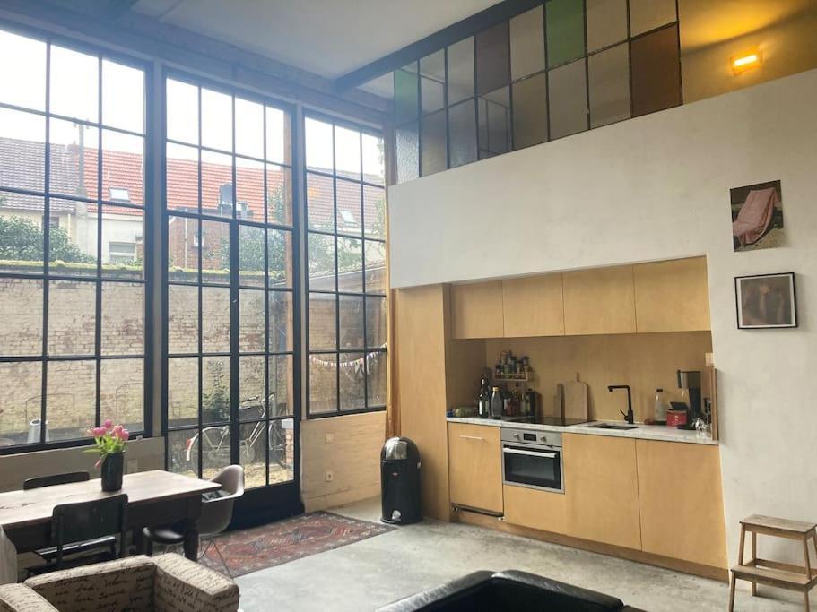 Antwerp Loft -Art And Chill- Parking Available Leilighet Eksteriør bilde